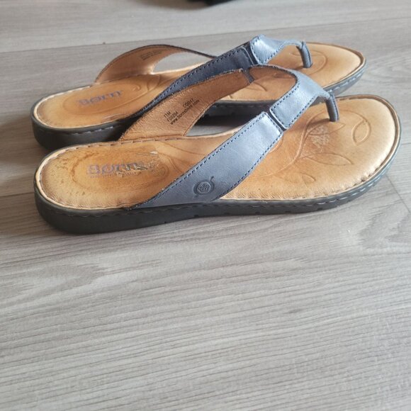 Born Amelie Womens Leather Thong Sandals Size 11M Blue & Tan - Picture 2 of 6